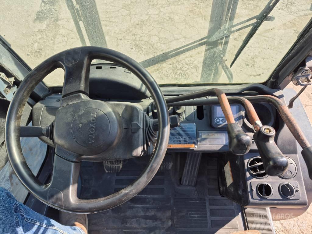 Toyota 8 FGU 30 Andere Gabelstapler