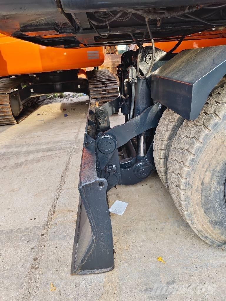 Hyundai R210W-9 Mobilbagger