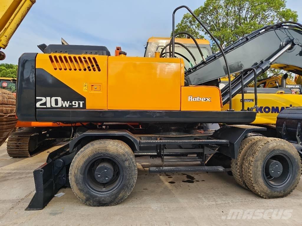 Hyundai R210W-9 Mobilbagger