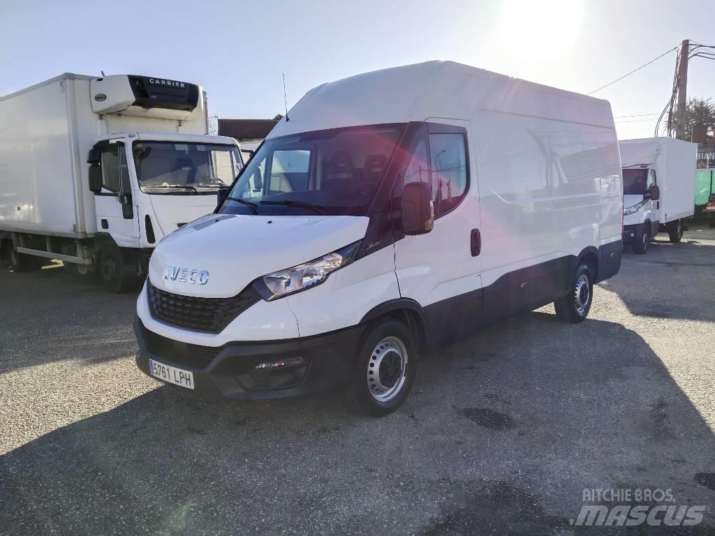 Iveco DAILY 35S16 Lieferwagen
