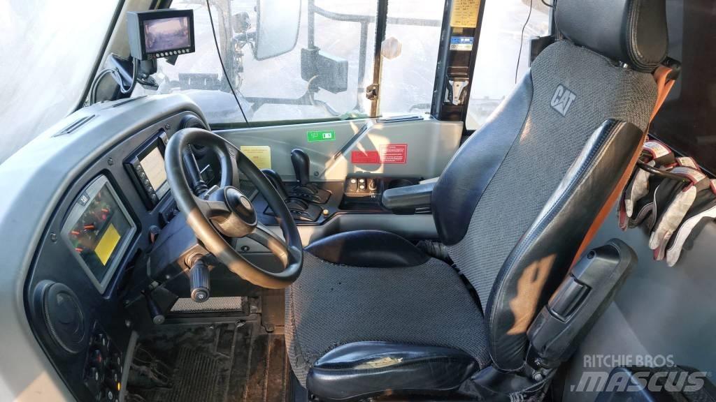 CAT 772G Minidumper