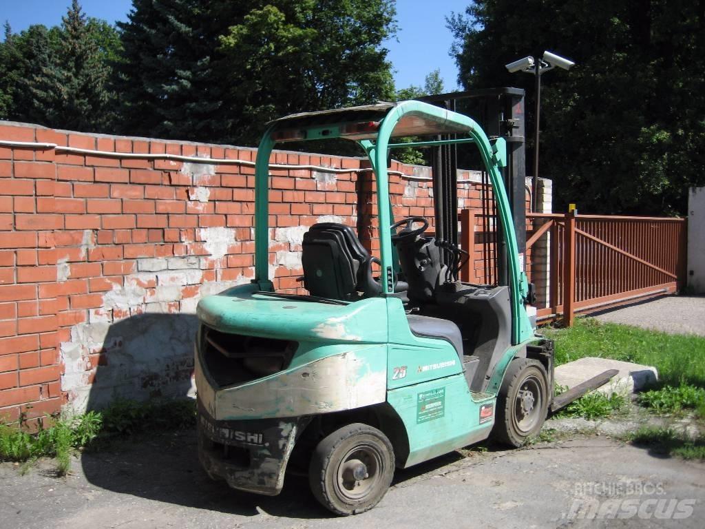 Mitsubishi FD25N Dieselstapler