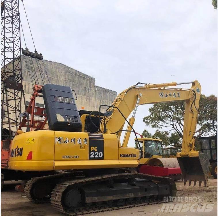 Komatsu PC 220-8 Raupenbagger