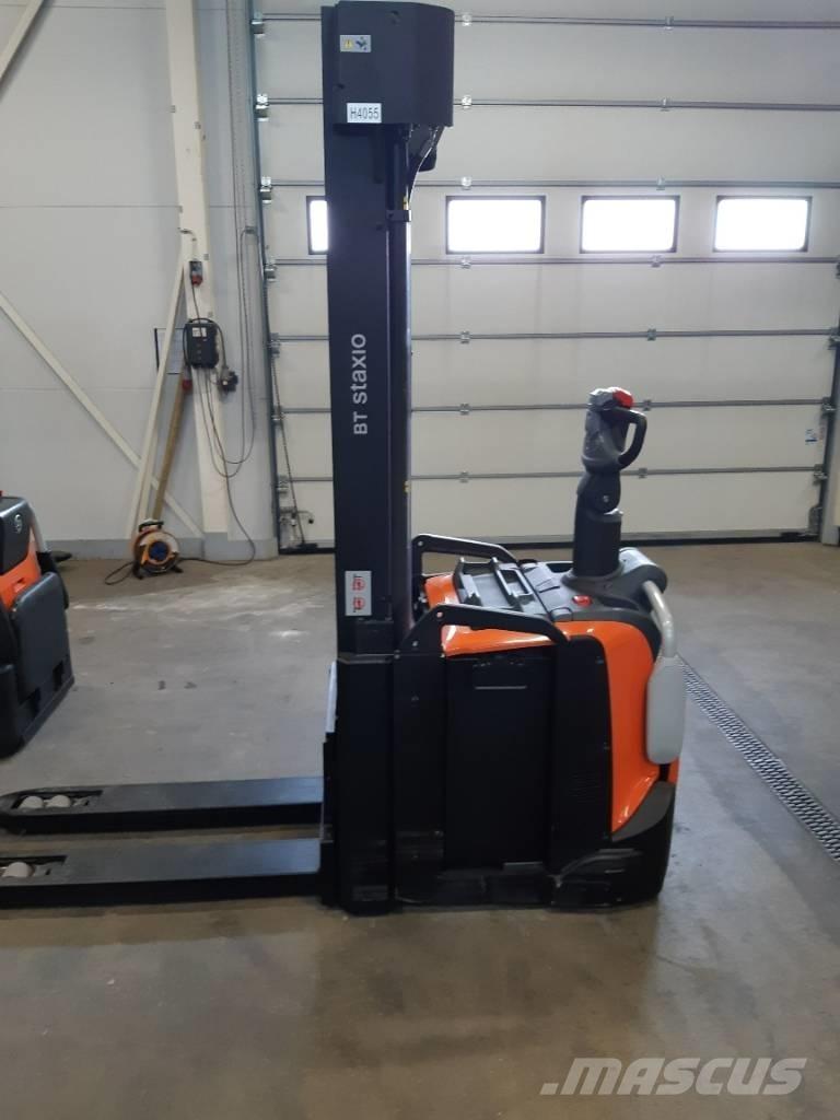 Toyota SPE160L Deichselstapler