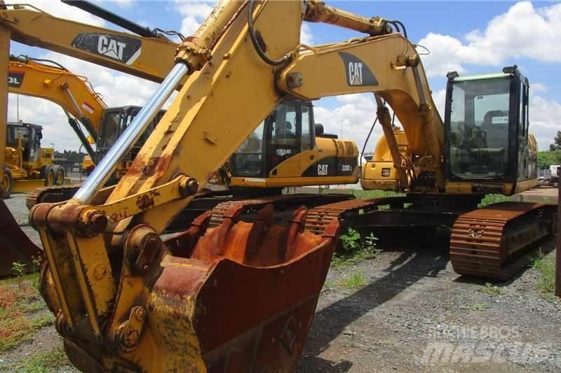 CAT 320C Minibagger < 7t