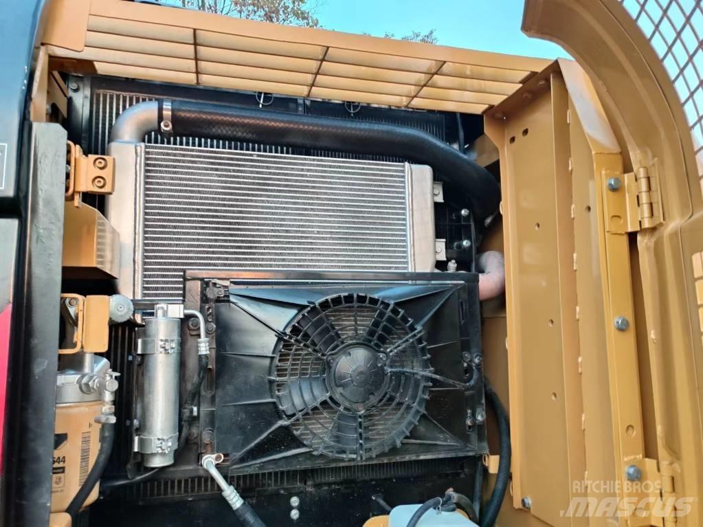 CAT 320 D Raupenbagger