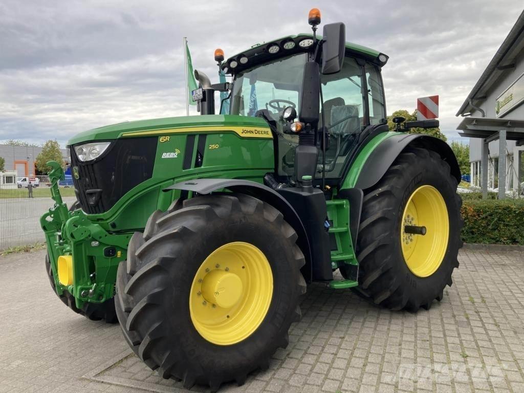 John Deere 6R 250 Traktoren