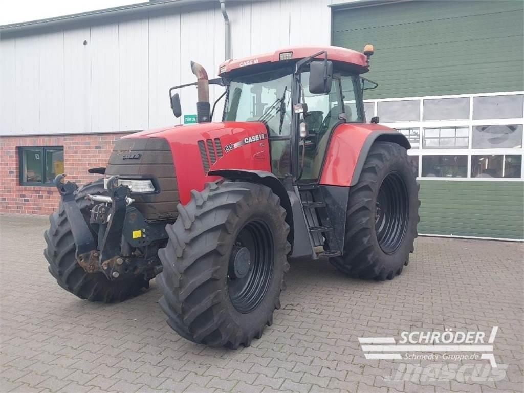 Case IH CVX 195 Traktoren
