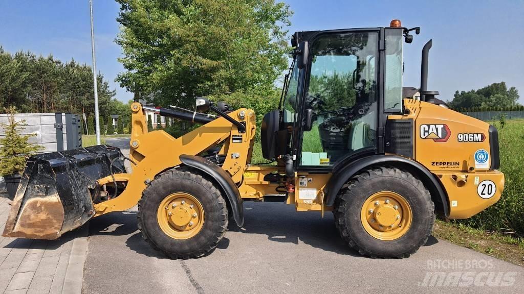 CAT 906M Radlader