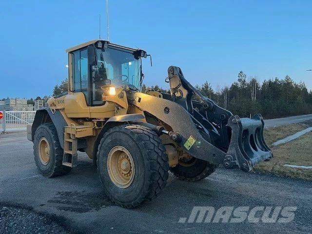 Volvo L90F Radlader