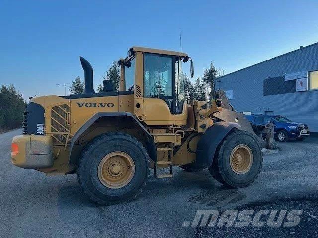 Volvo L90F Radlader