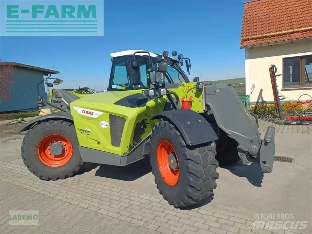CLAAS scorpion 746 Teleskoplader für Landwirtschaft