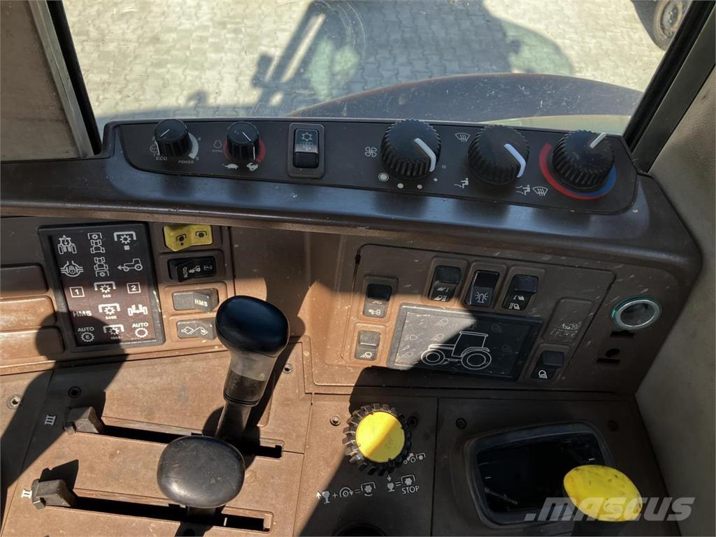 John Deere 6920 S Traktoren