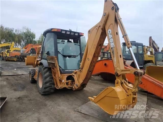 CASE 580M Kompaktlader