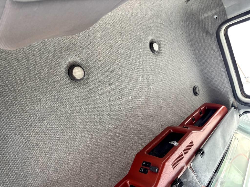 Mack CHU 613 Bergungsfahrzeuge