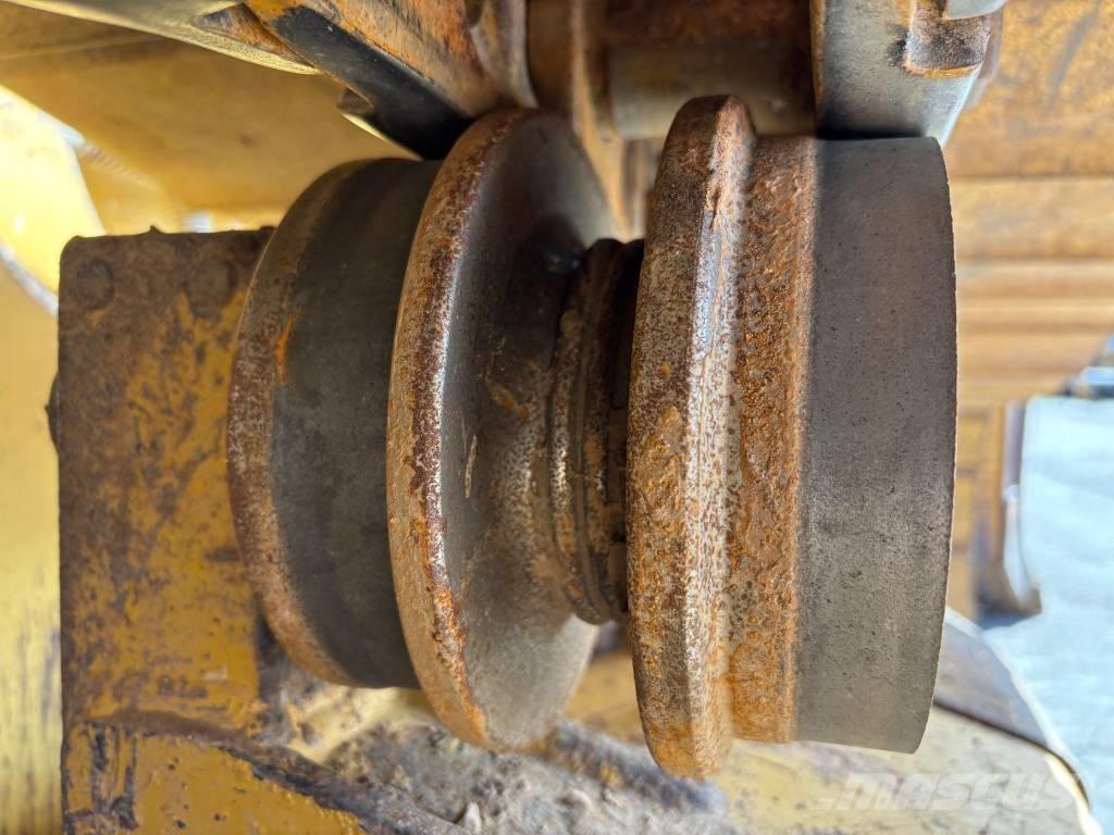 CAT D 6 K 2 LGP Bulldozer