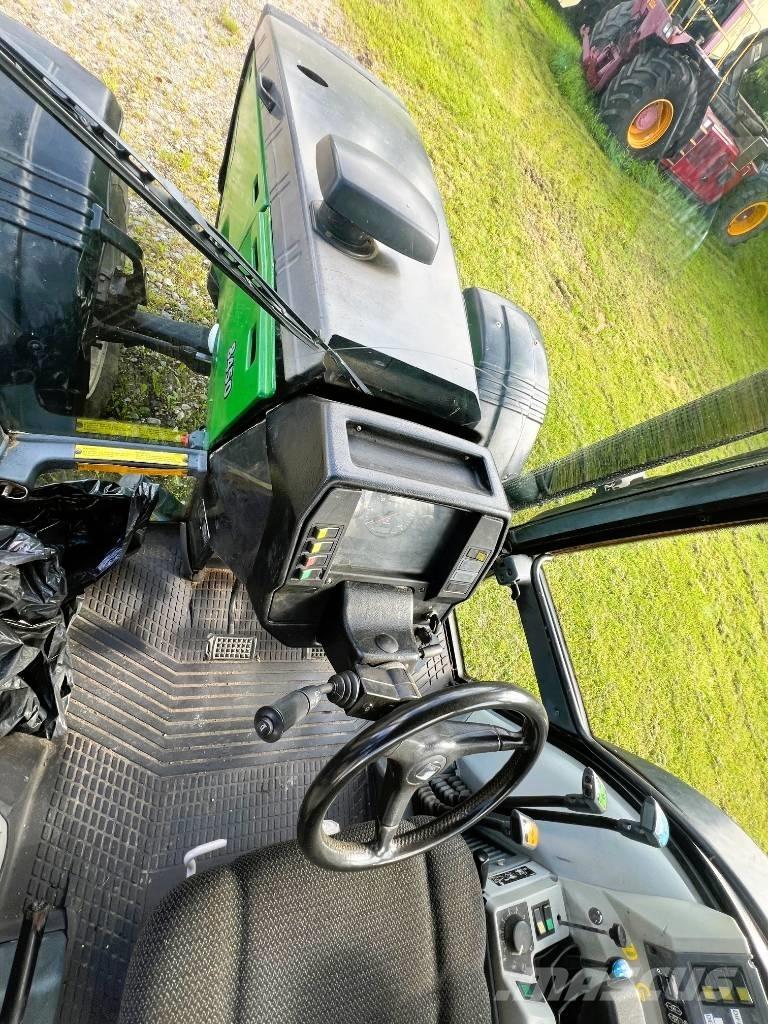 Valtra 8450 Traktoren