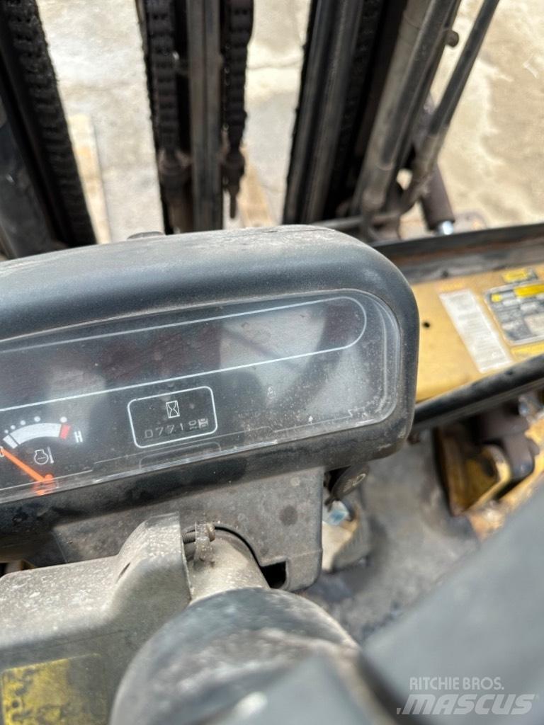 CAT GP 25 Gasstapler