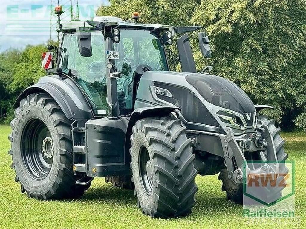 Valtra q305 Traktoren