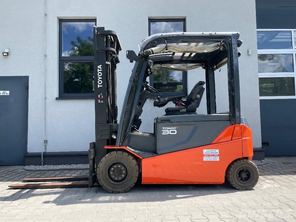 Toyota 8FBMT30 Elektrostapler