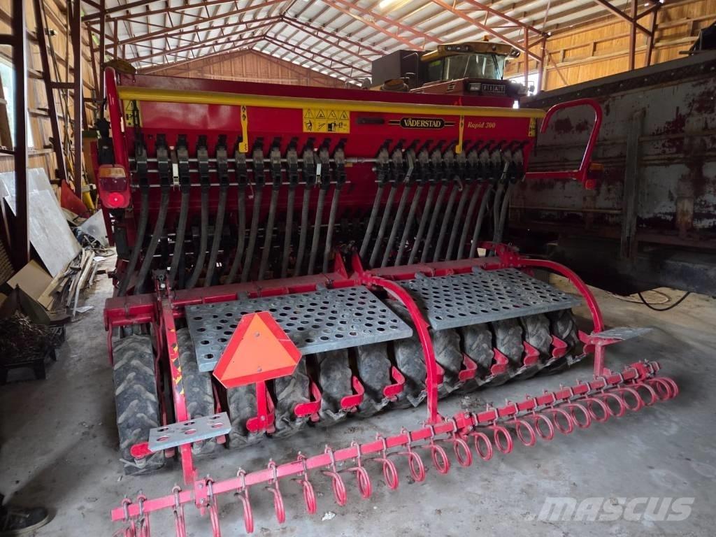 Väderstad Rapid300C Drillmaschinenkombination