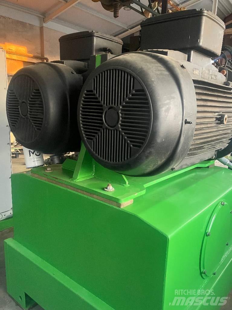 M&J 4000 Schredder