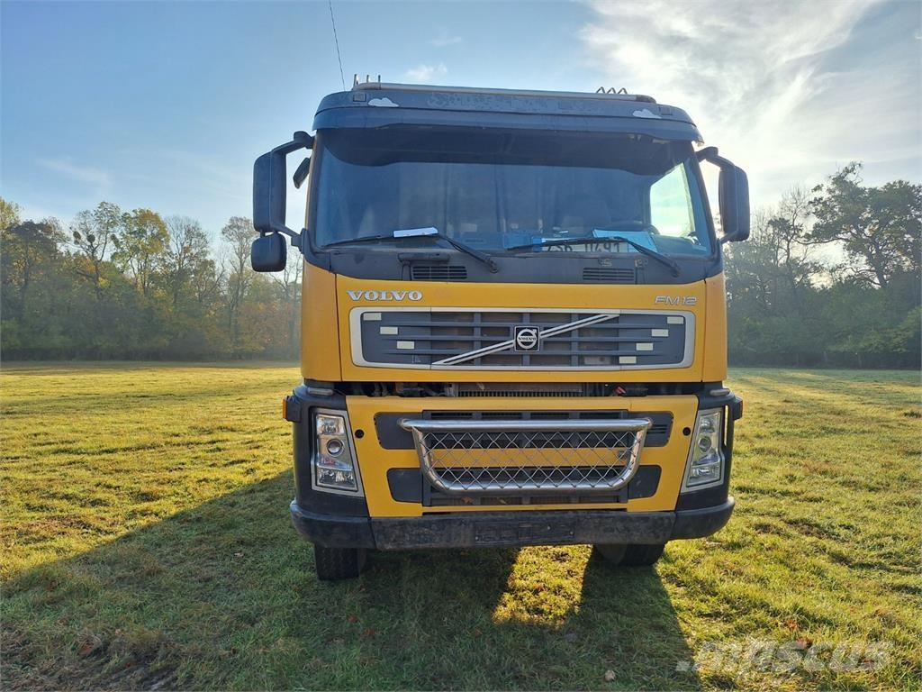 Volvo FM12 420 6X6 Kipper