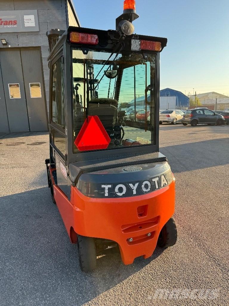 Toyota 8FBMT35 Elektrostapler