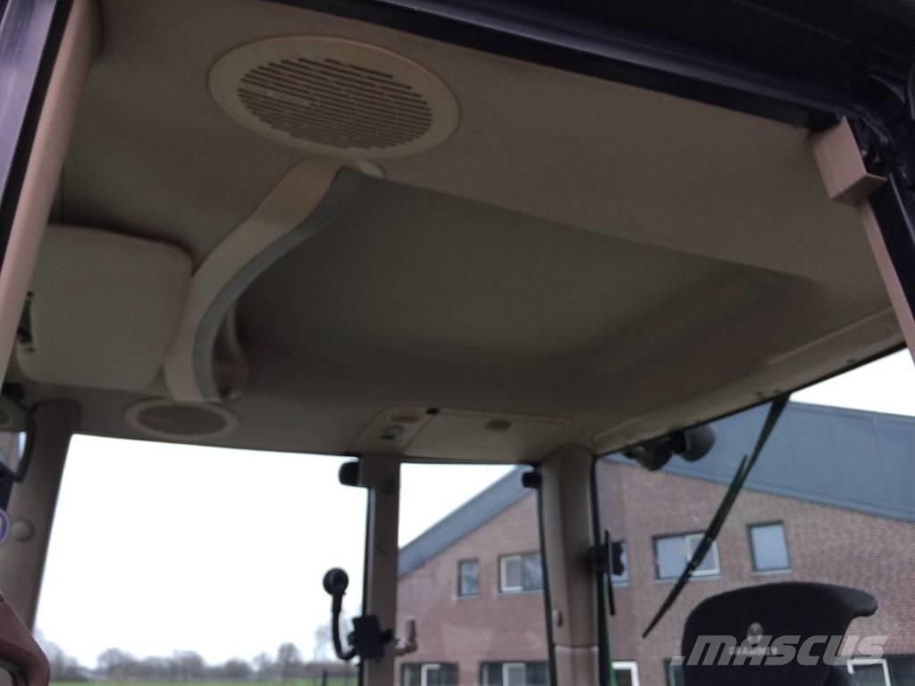 John Deere 6820 AP Traktoren