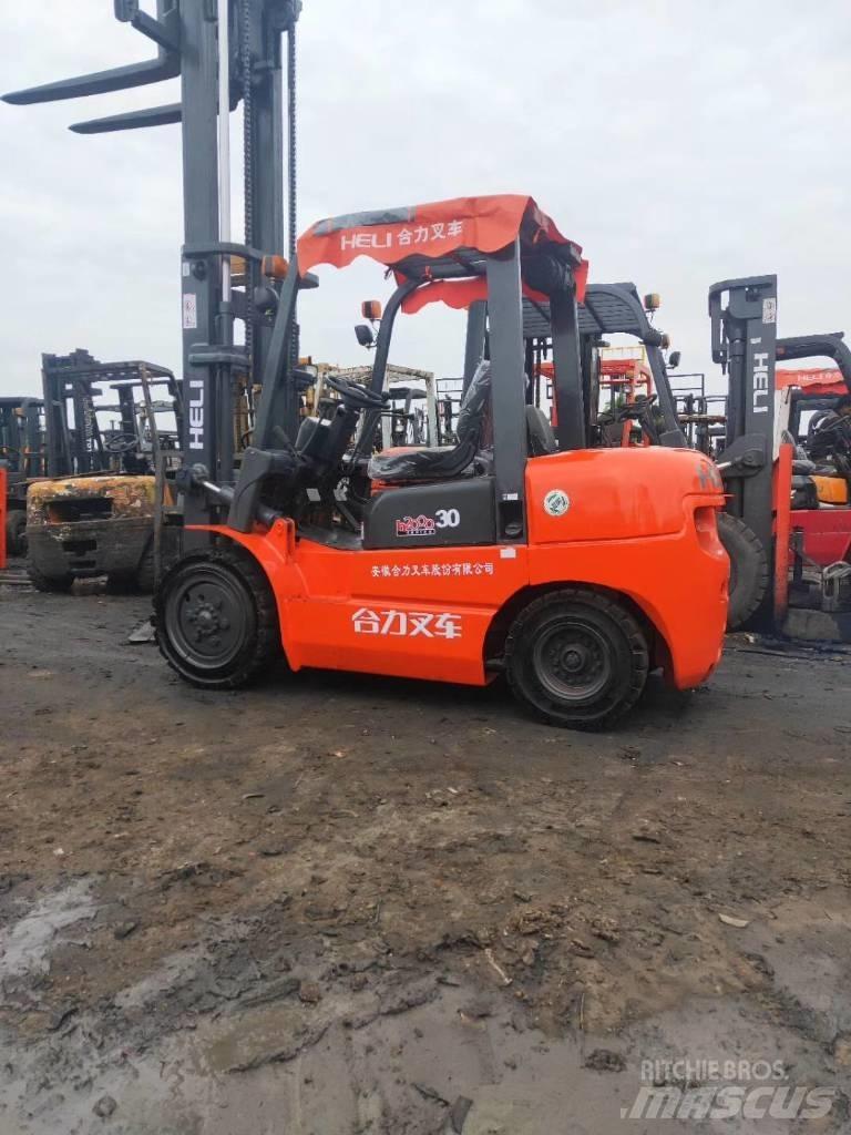 Heli H2000 30 Dieselstapler