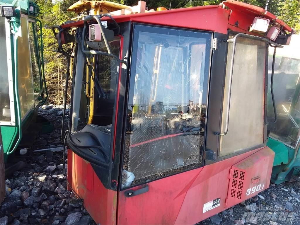 Valmet 890.1 Kabinen