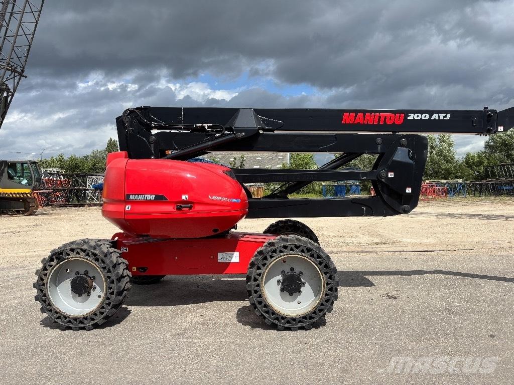 Manitou 200 ATJ Gelenkteleskoparbeitsbühnen