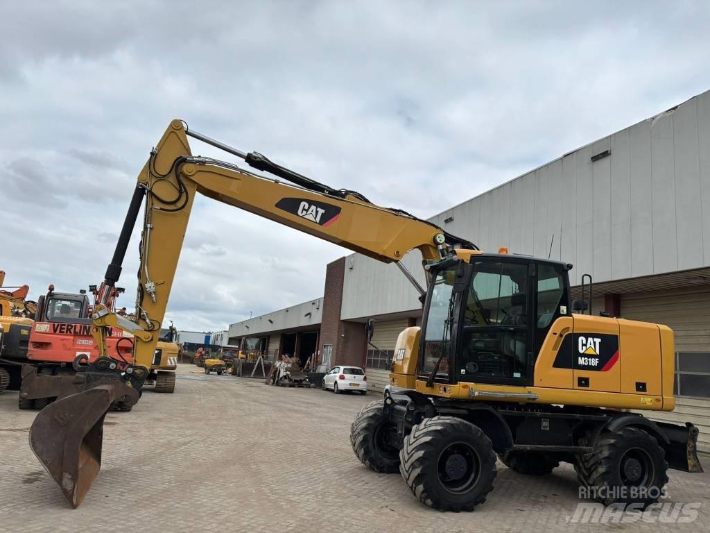 CAT M 318 F Mobilbagger