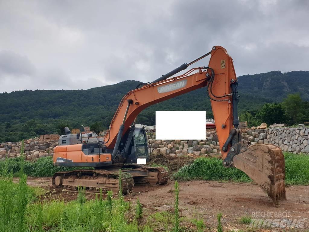 Doosan DX 300 LC-5 Raupenbagger
