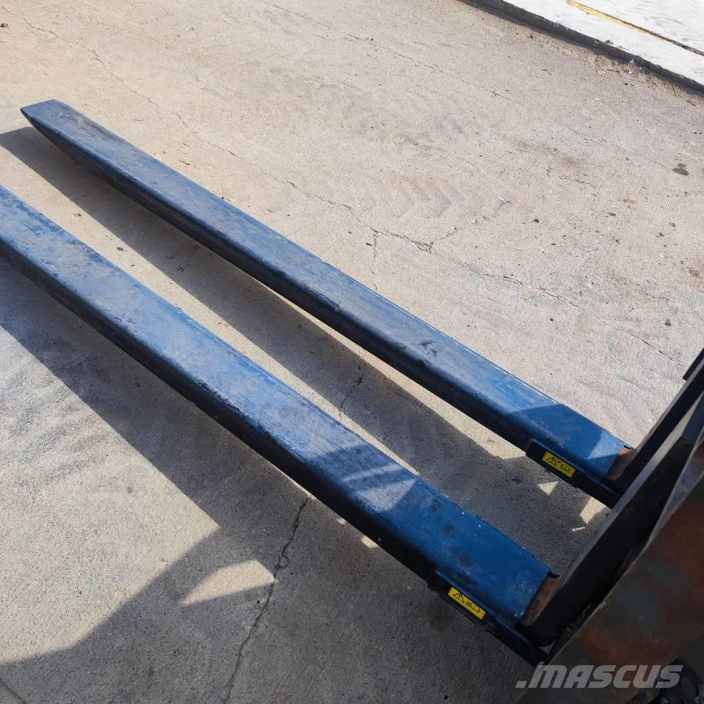 Jungheinrich TFG 425 Gasstapler