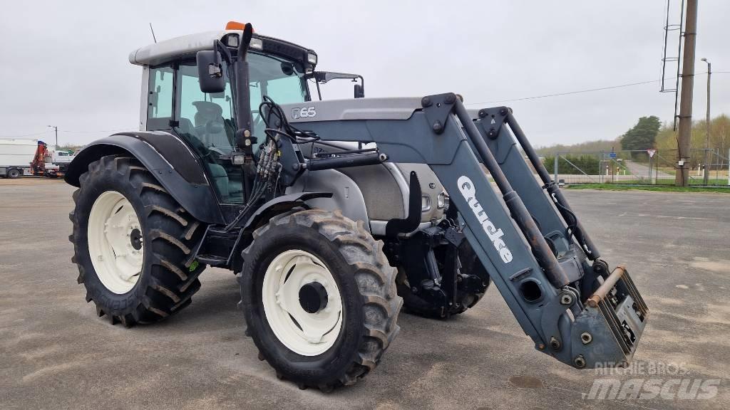 Valtra C 120 Traktoren