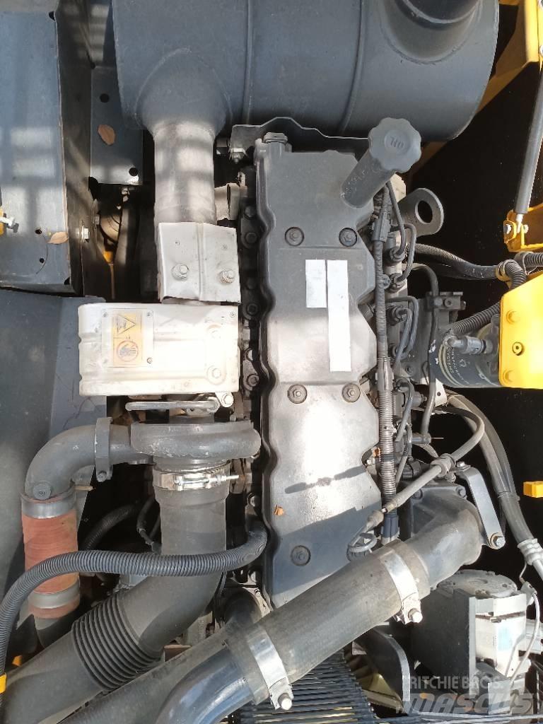 Komatsu PC 200-8 Raupenbagger