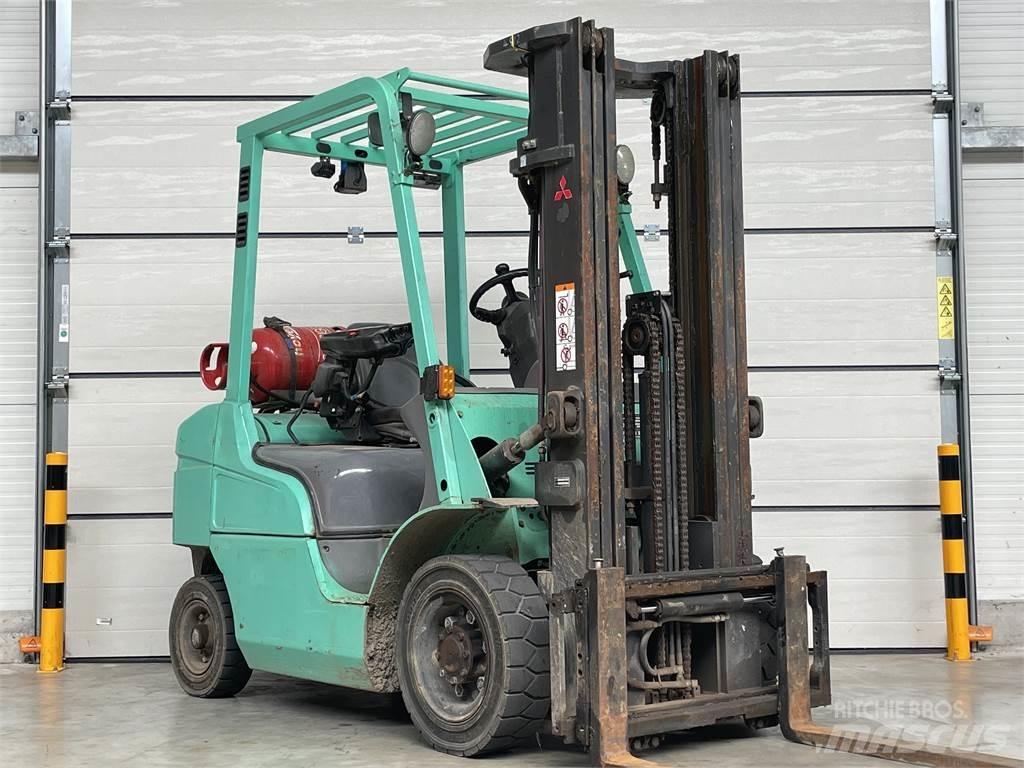 Mitsubishi FG25T Gasstapler