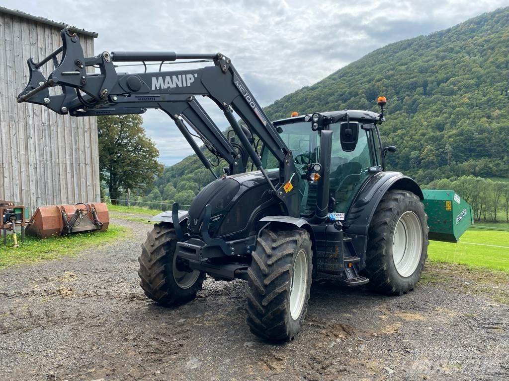Valtra N134  HiTECH Traktoren