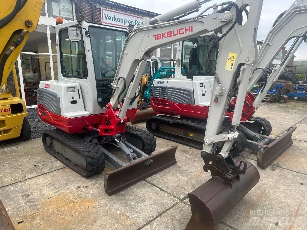 Takeuchi TB228 Minibagger < 7t