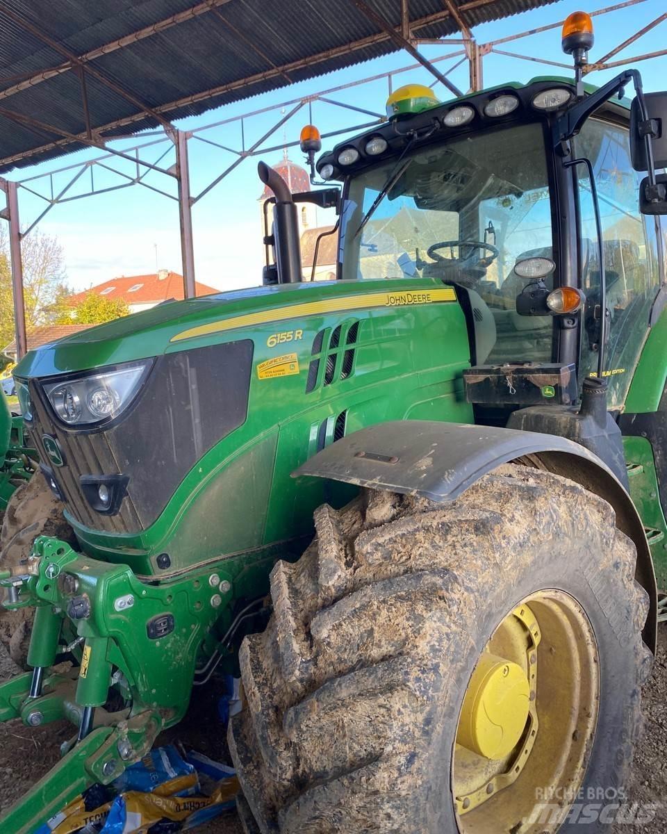 John Deere 6155R Traktoren