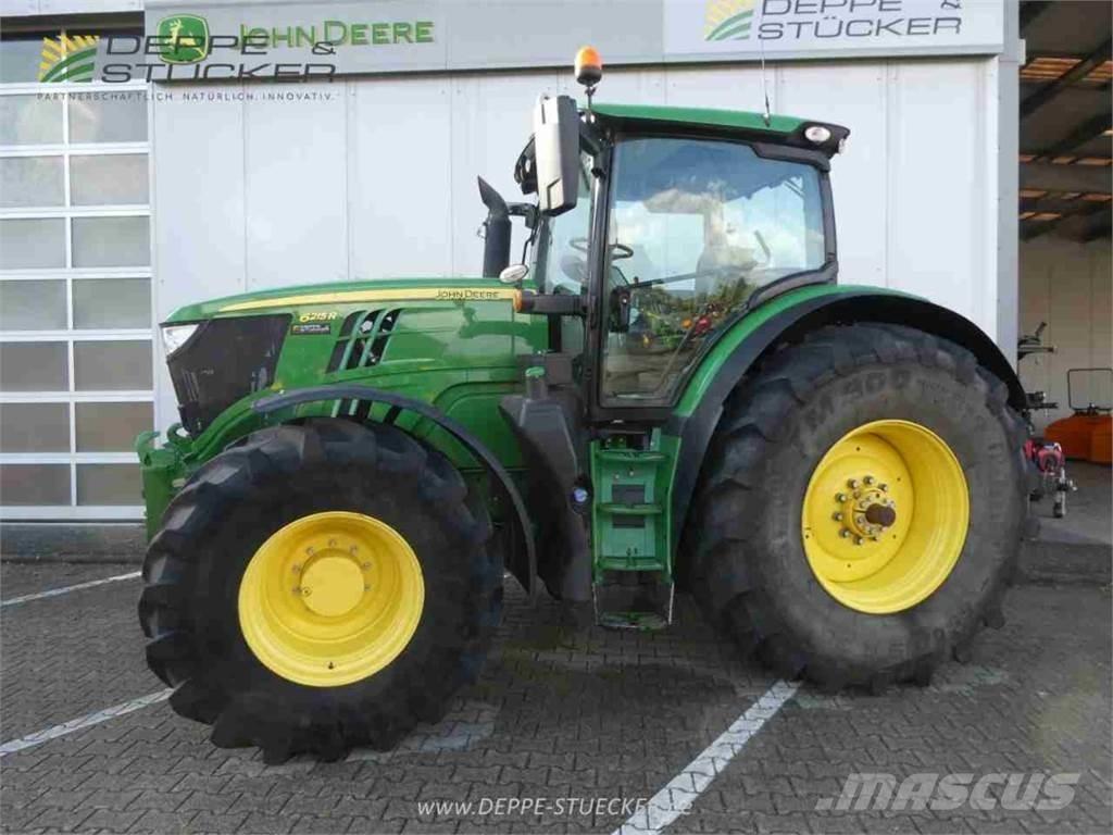 John Deere 6215R Traktoren