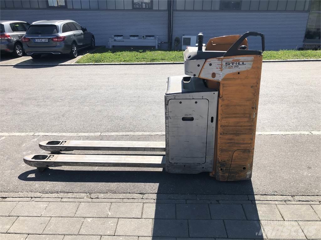 Still SXH 20 Niedergabelstapler