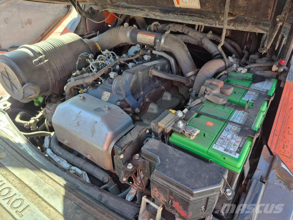 Toyota 8 FD 40 U Andere Gabelstapler