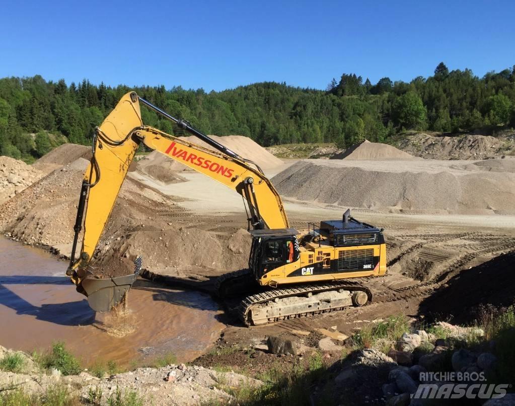 CAT 365C Long Reach Bagger