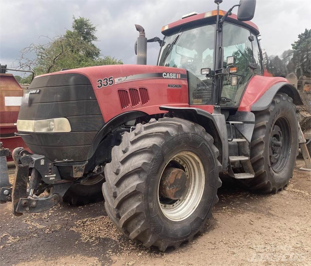 Case IH Magnum 335 Traktoren