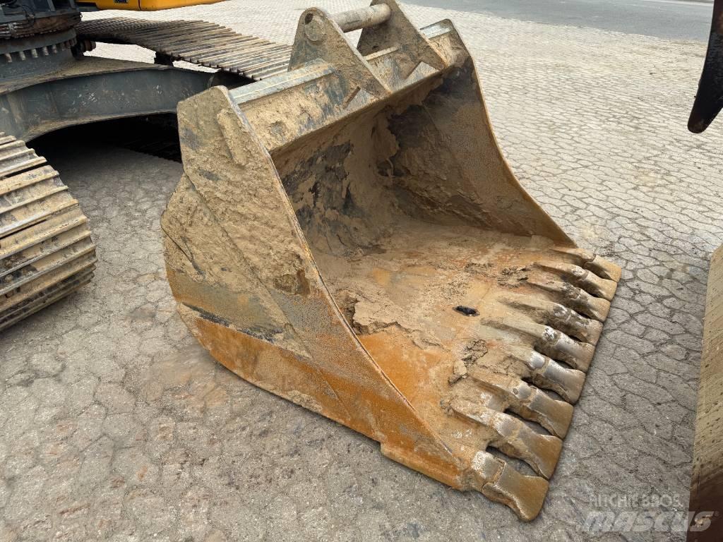 Liebherr R 926 LC Raupenbagger