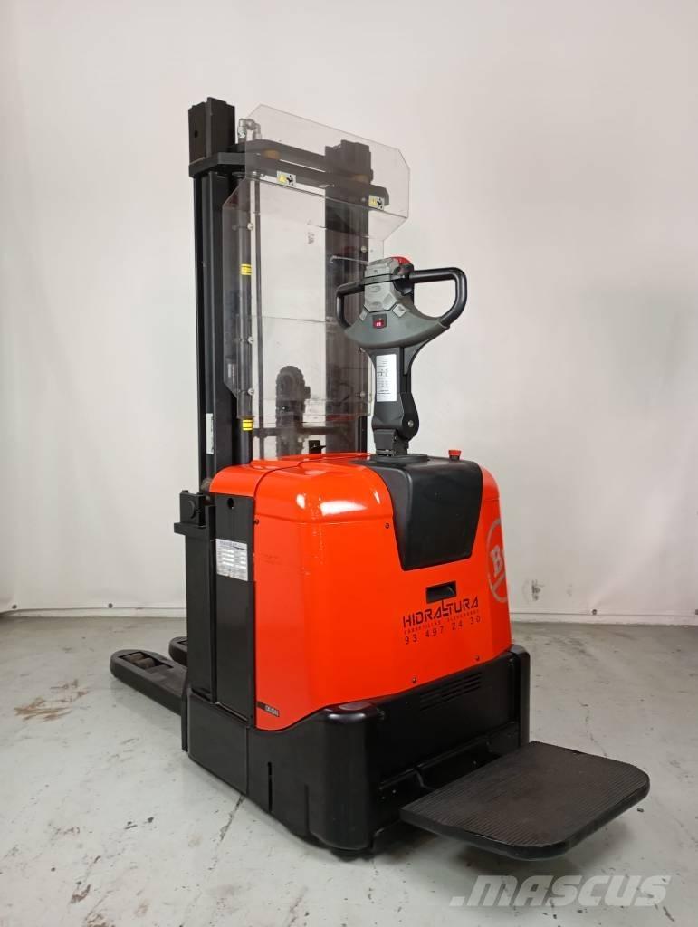 BT SPE 125 Selbstfahrstapler
