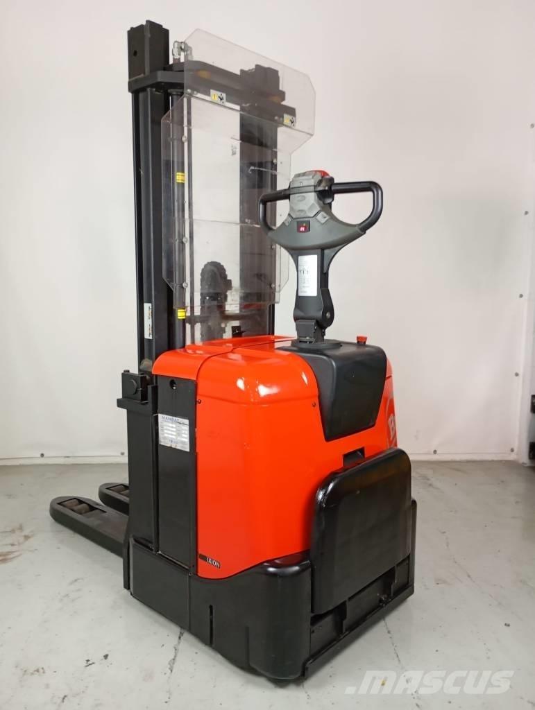 BT SPE 125 Selbstfahrstapler