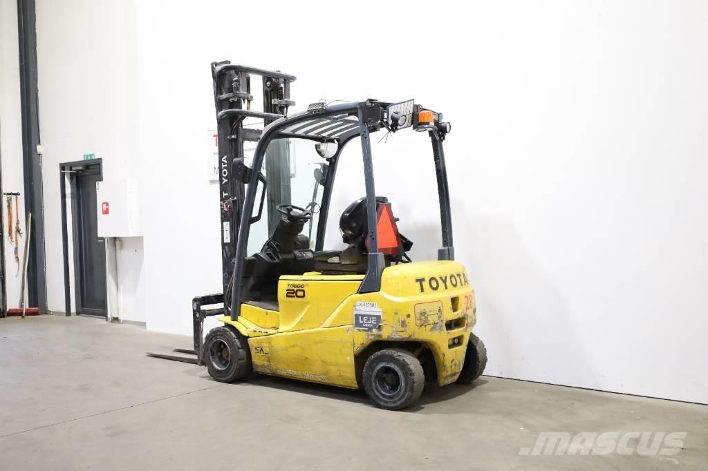 Toyota 8FBM20T Elektrostapler